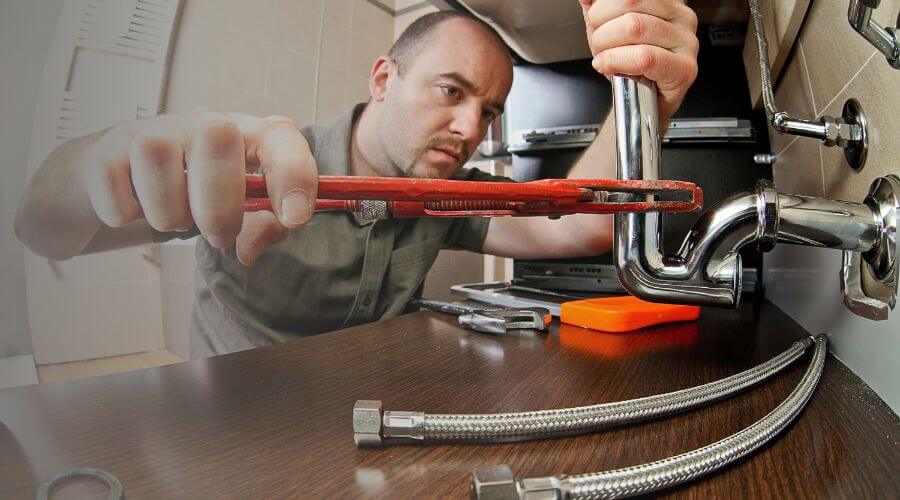 Professional 24/7 plumber services in Charleston